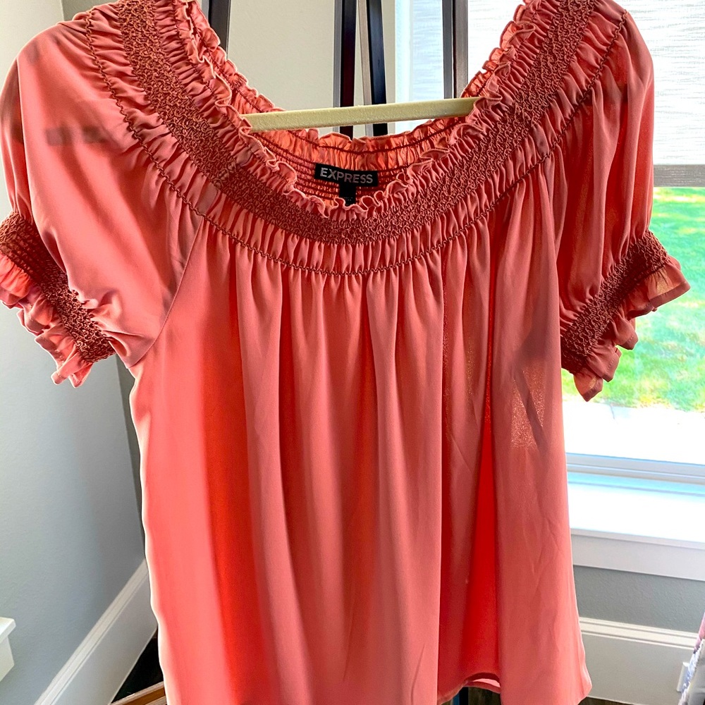 Express- Coral blouse
